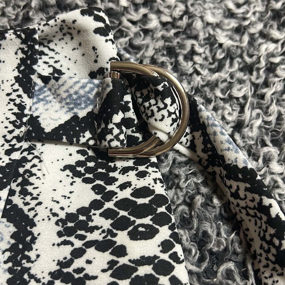 Snakeskin skort - Picture 2 of 4